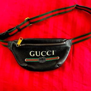 Gucci fanny pack waist belt small unisex